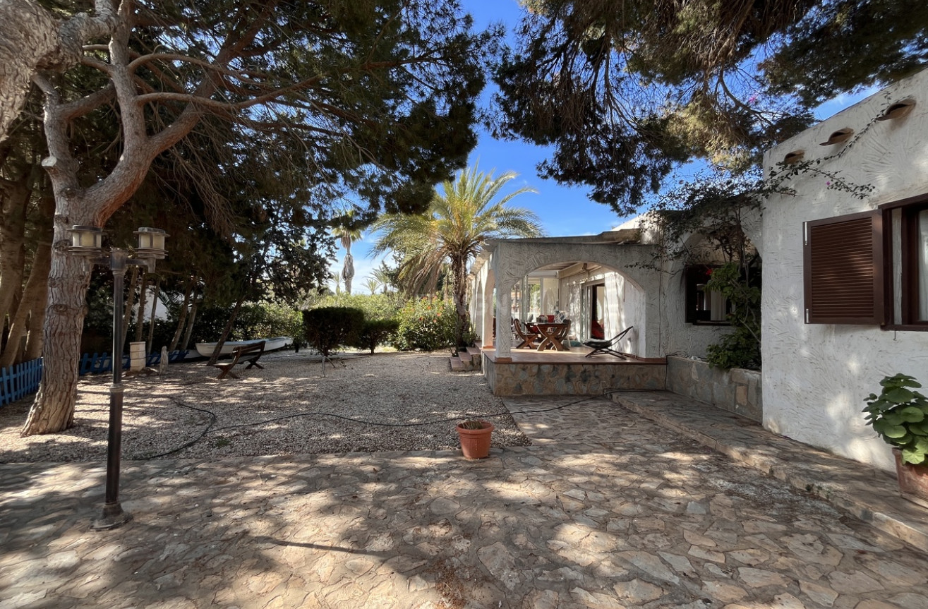 Odsprzedaż - Villa - Cabo Roig - Costa Blanca