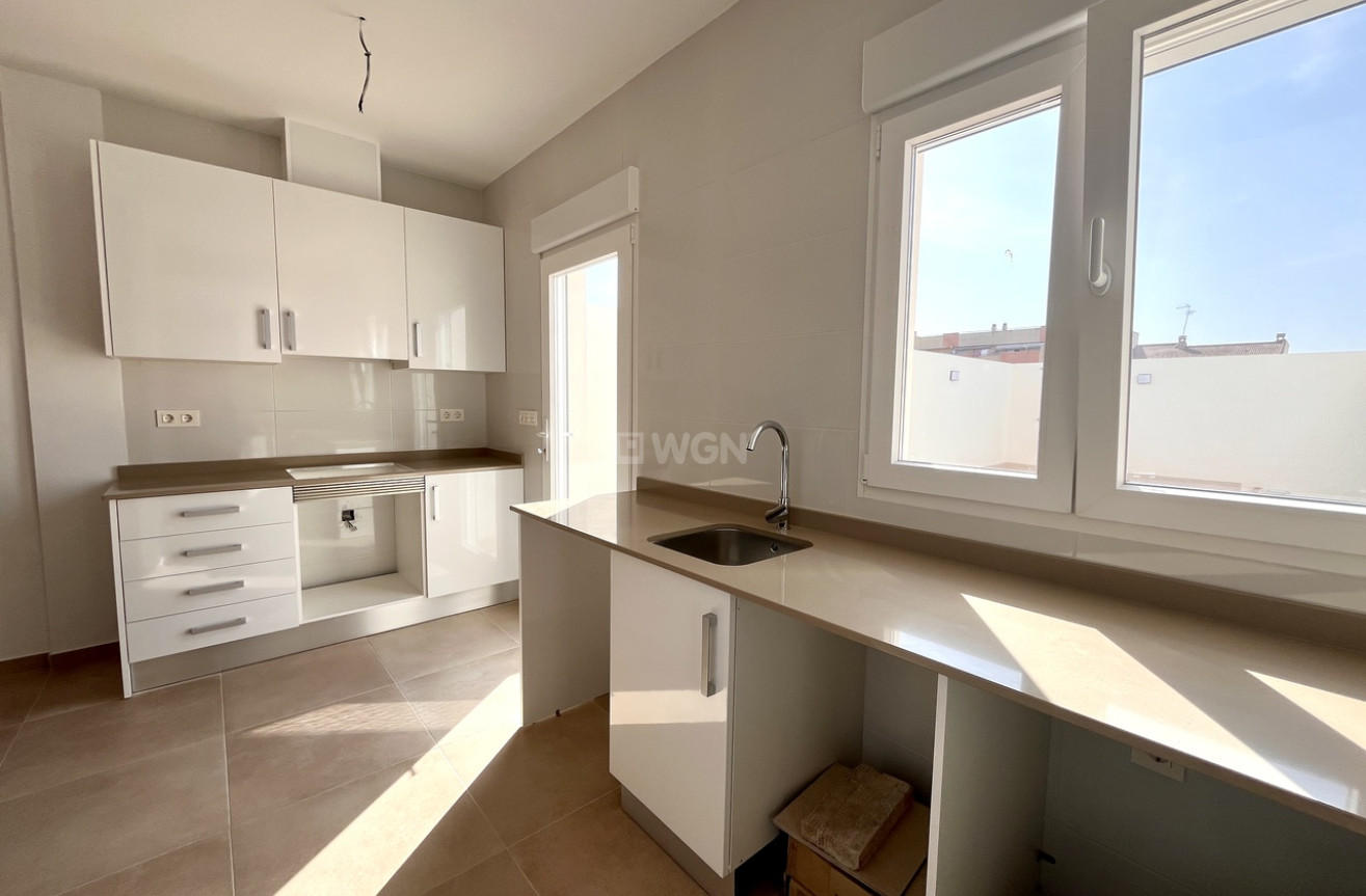 Odsprzedaż - Kamienica - Pilar de la Horadada - Costa Blanca