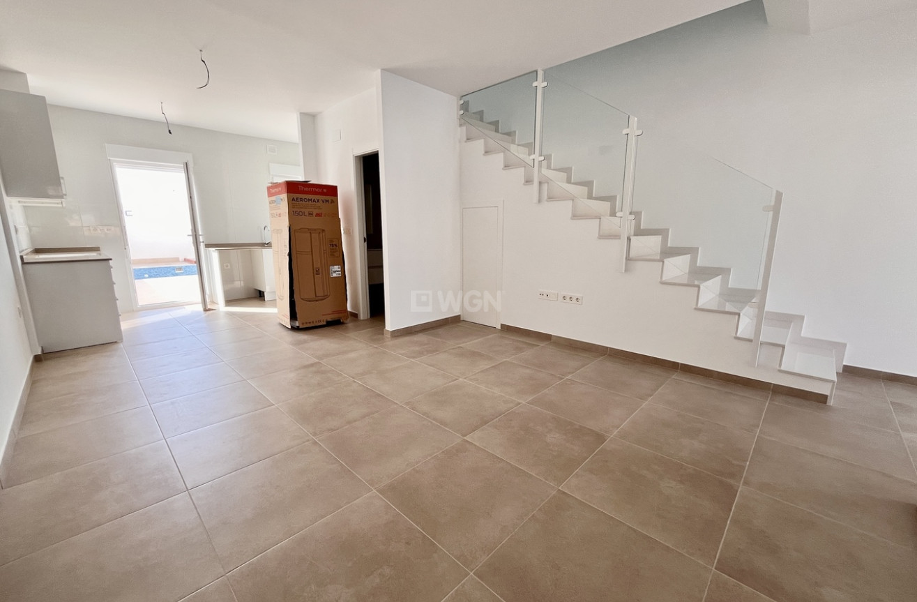 Odsprzedaż - Kamienica - Pilar de la Horadada - Costa Blanca