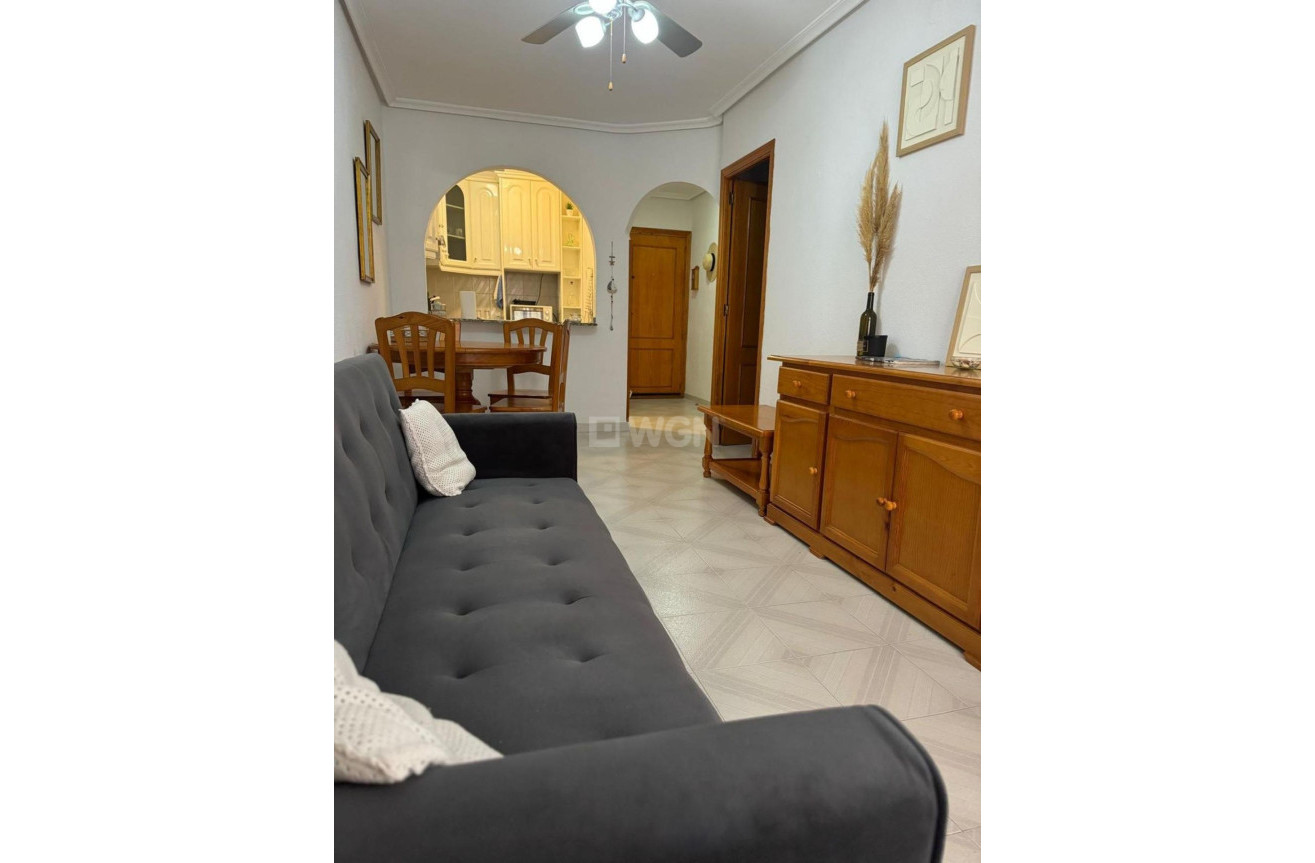 Reventa - Apartamento / piso - Torrevieja - Playa De Los Naufragos