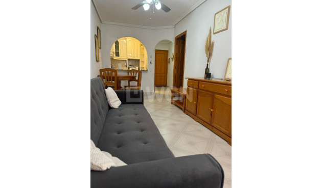 Reventa - Apartamento / piso - Torrevieja - Playa De Los Naufragos