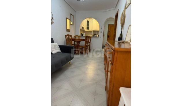 Reventa - Apartamento / piso - Torrevieja - Playa De Los Naufragos