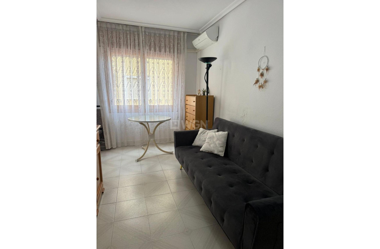 Reventa - Apartamento / piso - Torrevieja - Playa De Los Naufragos