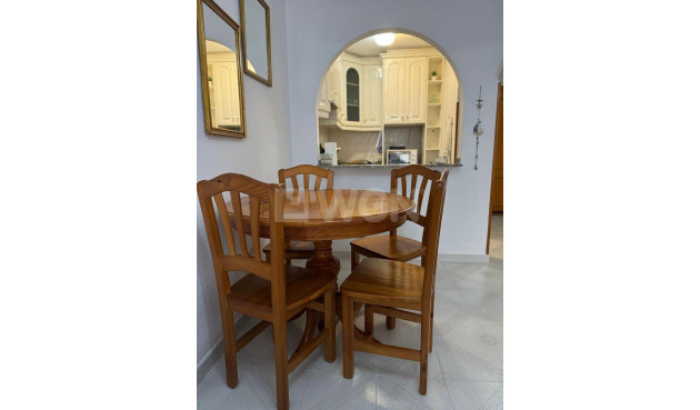 Reventa - Apartamento / piso - Torrevieja - Playa De Los Naufragos