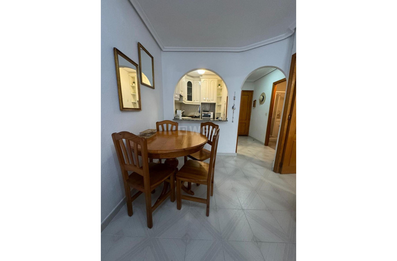 Reventa - Apartamento / piso - Torrevieja - Playa De Los Naufragos