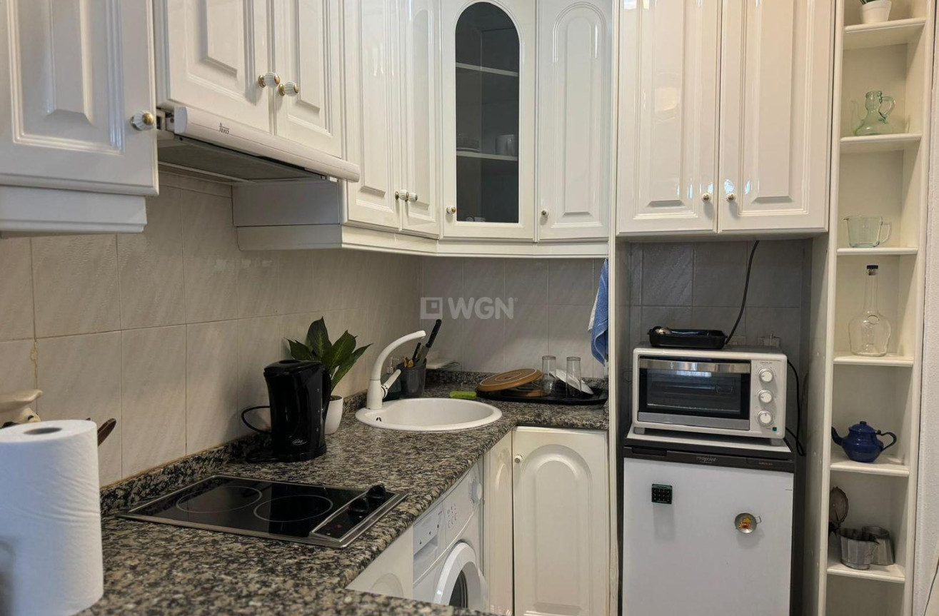 Reventa - Apartamento / piso - Torrevieja - Playa De Los Naufragos