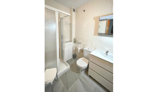 Reventa - Apartamento / piso - Torrevieja - Playa De Los Naufragos