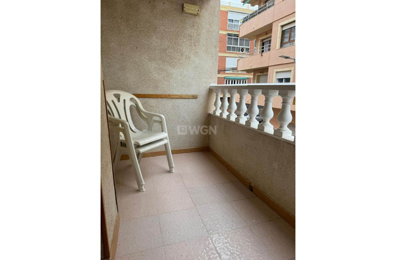 Reventa - Apartamento / piso - Torrevieja - Playa De Los Naufragos