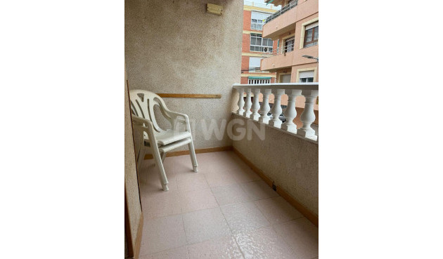 Reventa - Apartamento / piso - Torrevieja - Playa De Los Naufragos