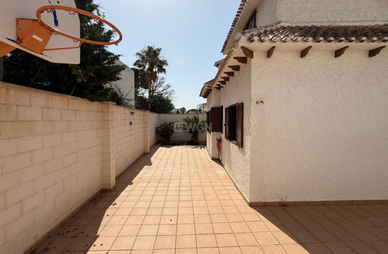 Reventa - Villa - Orihuela - Inland