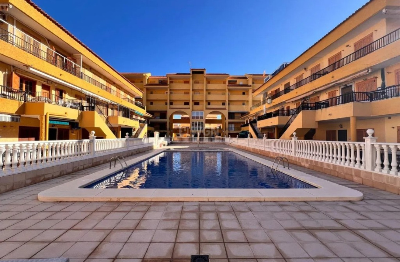 Wiederverkauf - Wohnung - La Mata - Costa Blanca