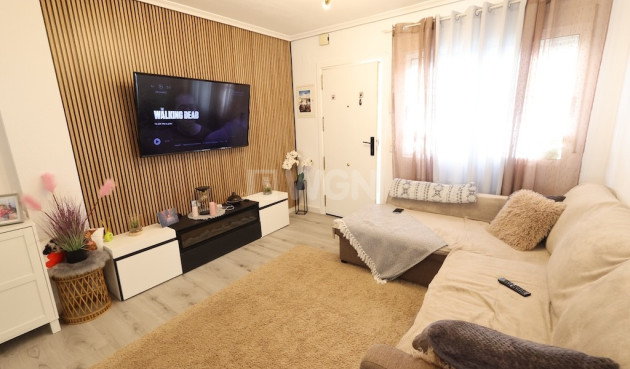 Odsprzedaż - Kamienica - Torre de la Horadada - Costa Blanca