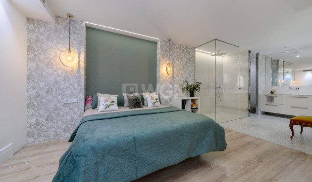 Resale - Apartment / flat - Torrevieja - Playa del Cura