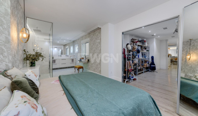 Resale - Apartment / flat - Torrevieja - Playa del Cura