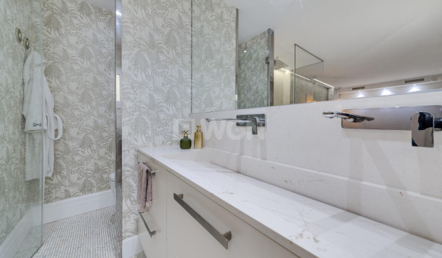 Resale - Apartment / flat - Torrevieja - Playa del Cura