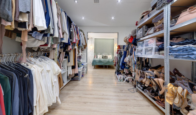 Resale - Apartment / flat - Torrevieja - Playa del Cura