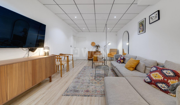 Resale - Apartment / flat - Torrevieja - Playa del Cura