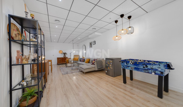 Resale - Apartment / flat - Torrevieja - Playa del Cura