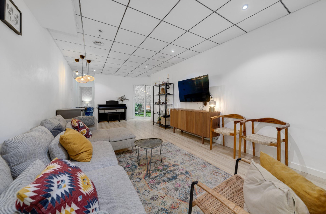 Resale - Apartment / flat - Torrevieja - Playa del Cura