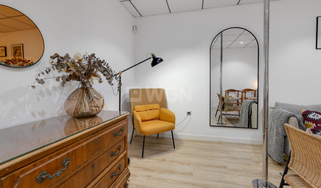 Resale - Apartment / flat - Torrevieja - Playa del Cura