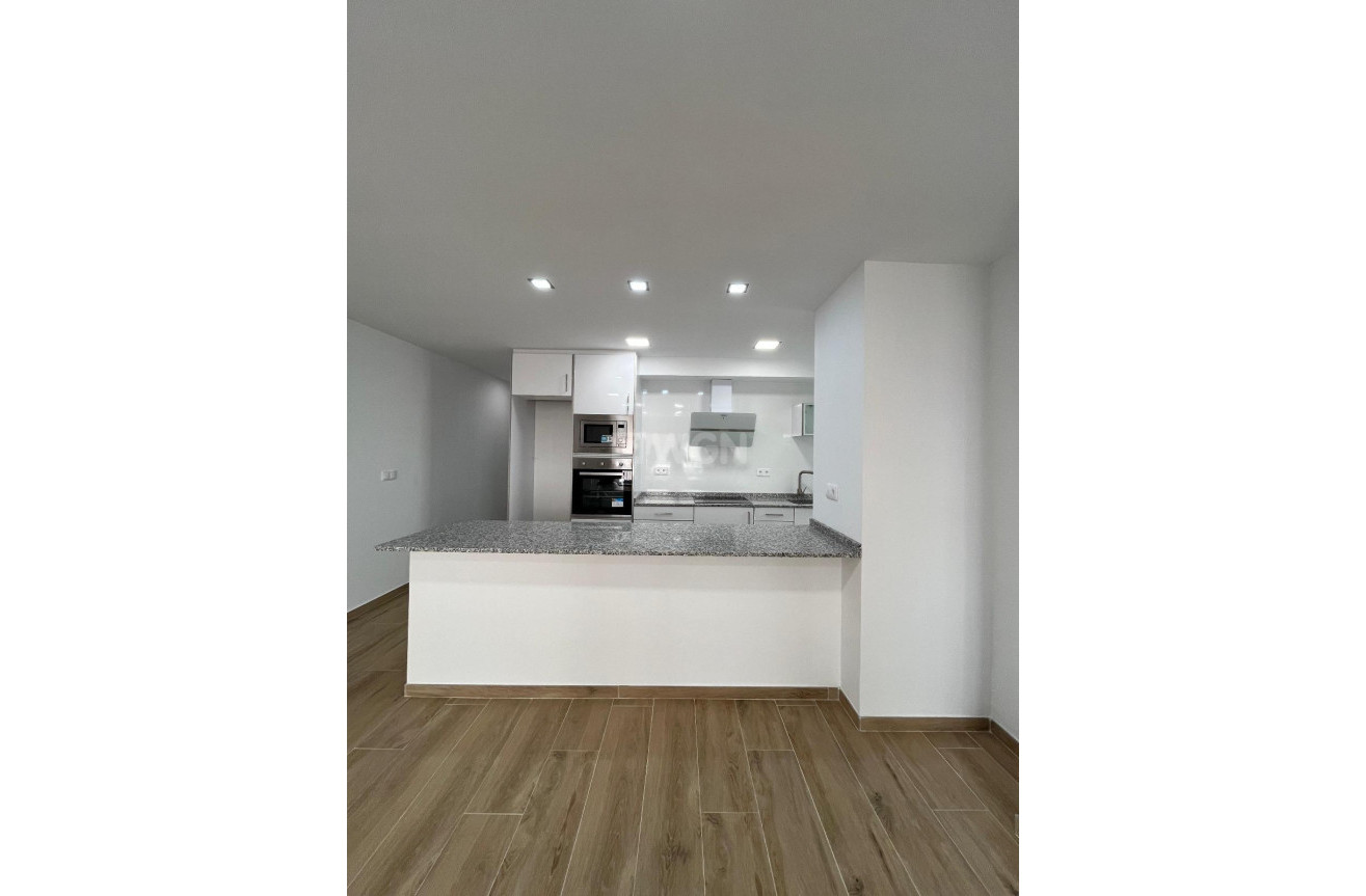 Reventa - Apartamento / piso - Torrevieja - La Mata