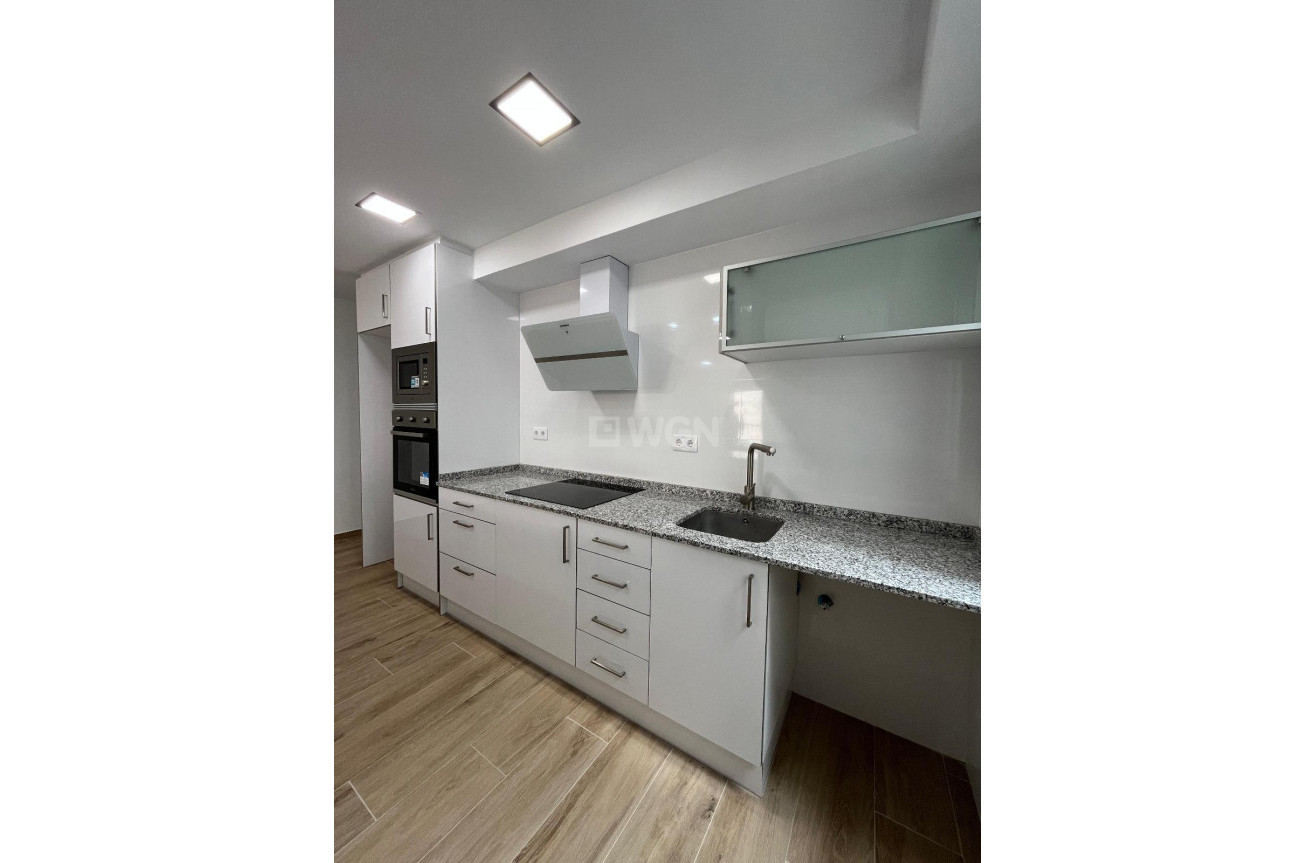 Reventa - Apartamento / piso - Torrevieja - La Mata