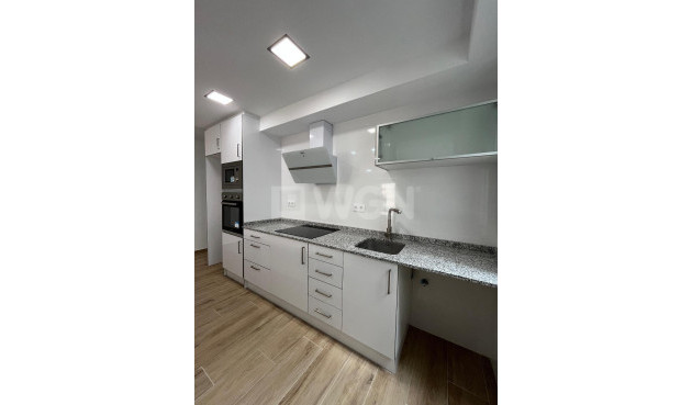 Reventa - Apartamento / piso - Torrevieja - La Mata