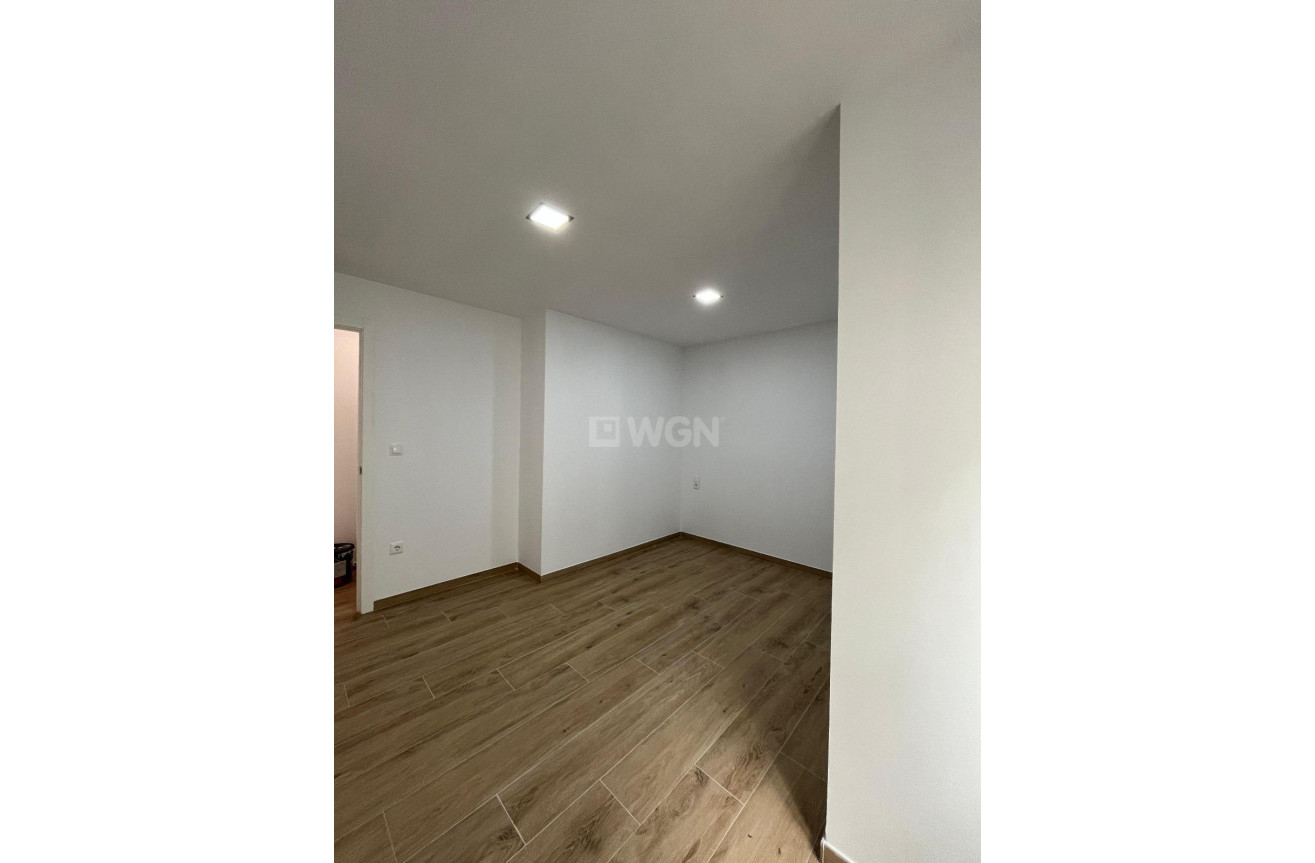 Reventa - Apartamento / piso - Torrevieja - La Mata