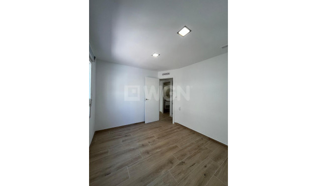 Reventa - Apartamento / piso - Torrevieja - La Mata