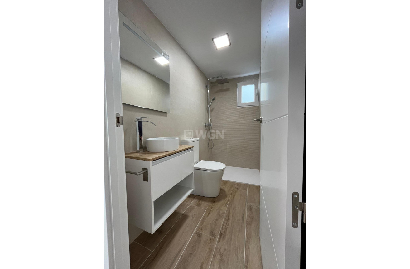 Reventa - Apartamento / piso - Torrevieja - La Mata