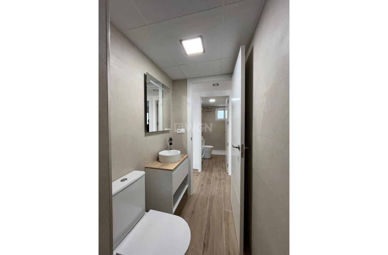 Reventa - Apartamento / piso - Torrevieja - La Mata