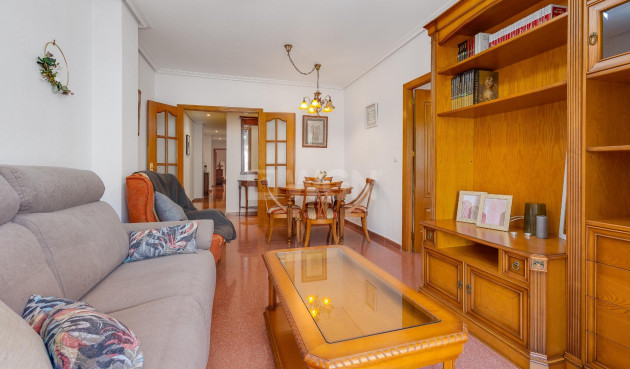 Odsprzedaż - Daszek - Torrevieja - Paseo Maritimo