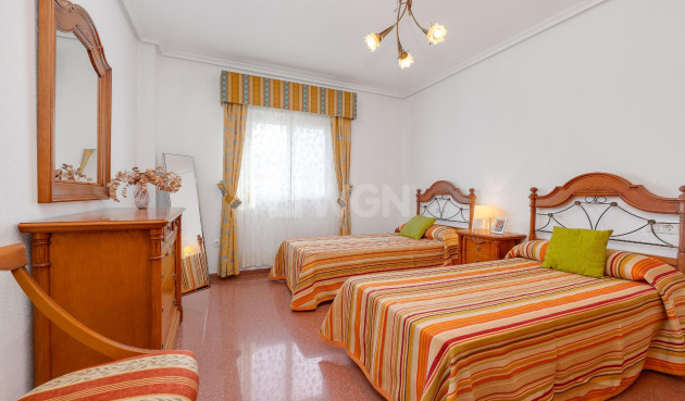 Odsprzedaż - Daszek - Torrevieja - Paseo Maritimo