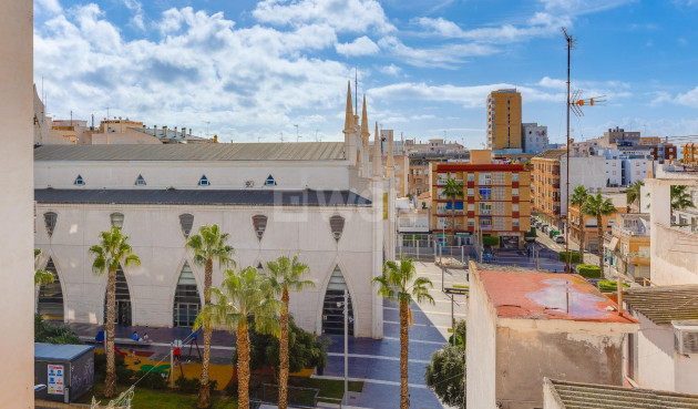 Odsprzedaż - Daszek - Torrevieja - Paseo Maritimo