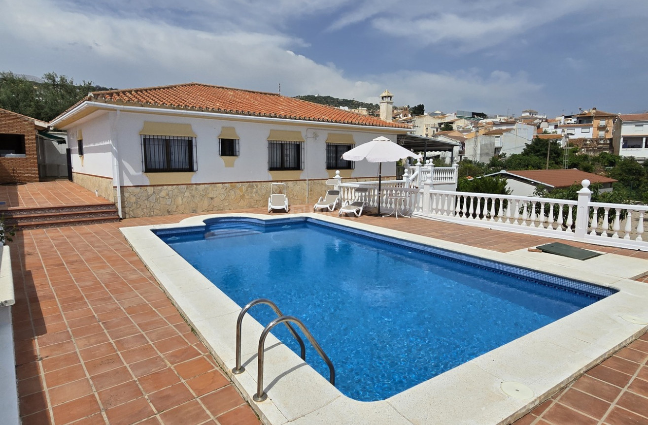 Odsprzedaż - Villa - Periana - Inland