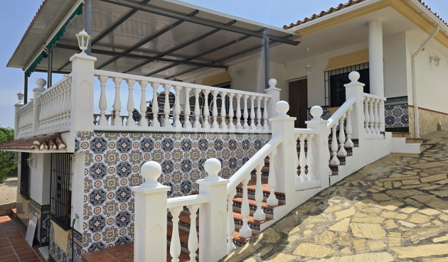 Odsprzedaż - Villa - Periana - Inland