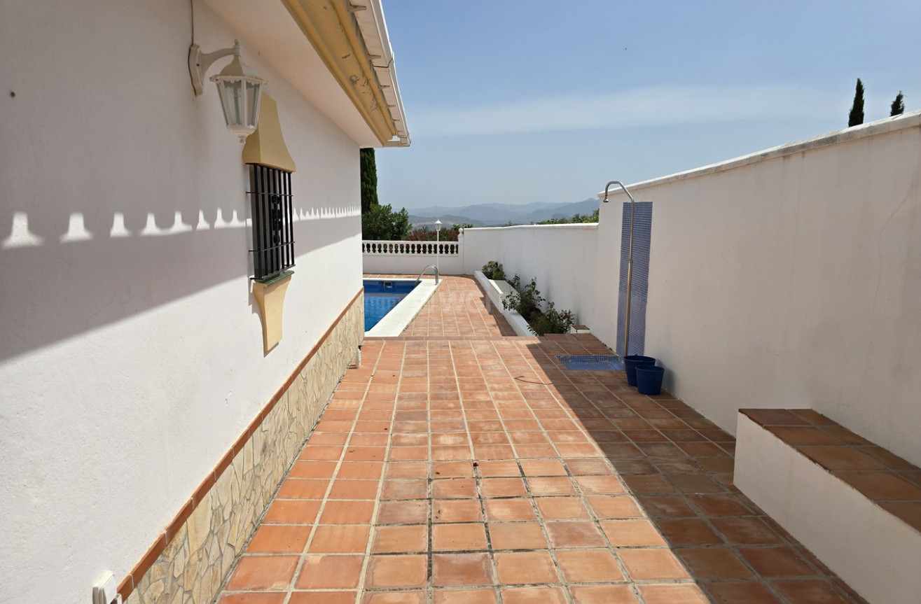 Odsprzedaż - Villa - Periana - Inland