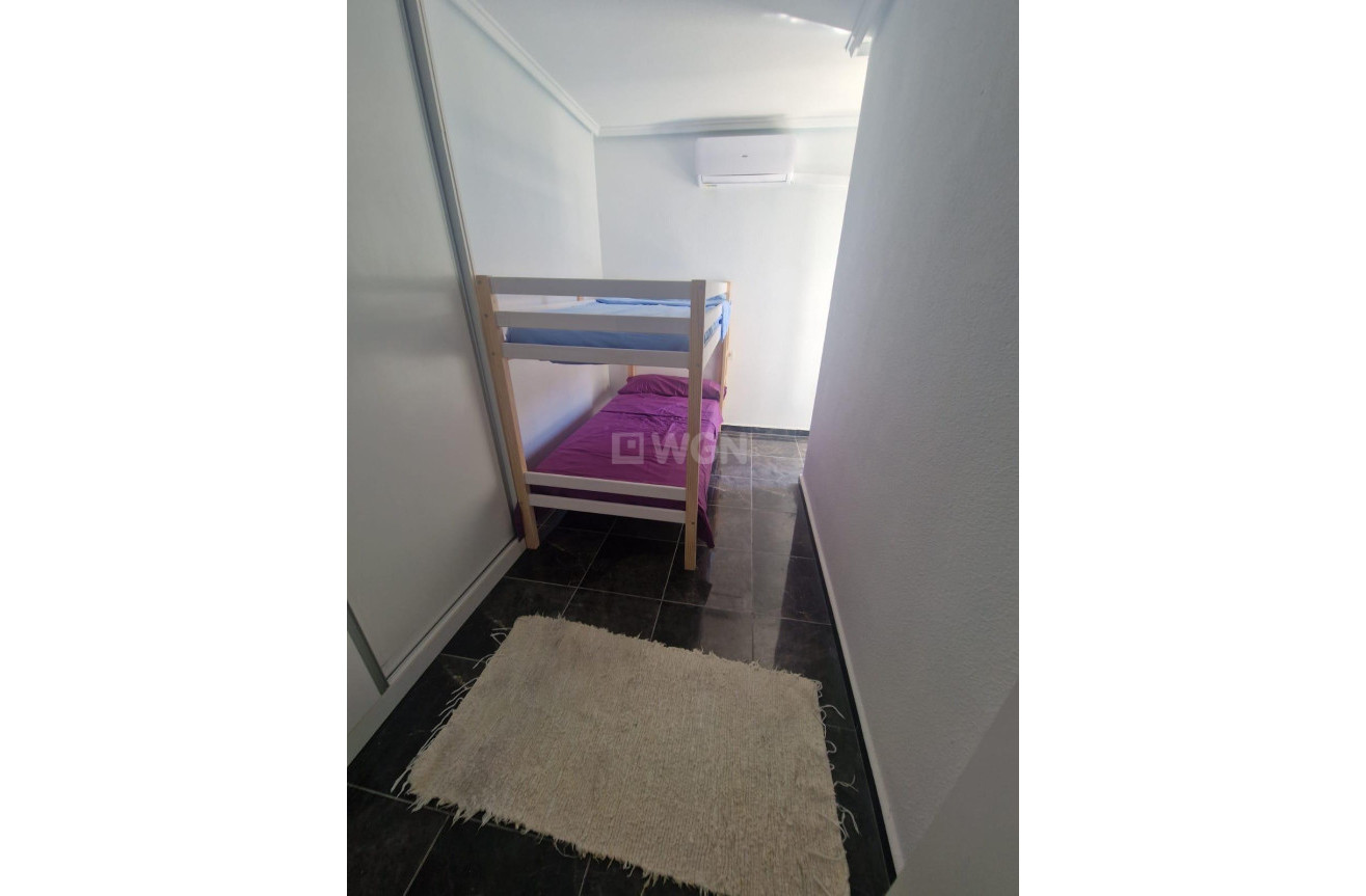 Odsprzedaż - Mieszkanie w bloku - Torrevieja - Centro - Muelle Pesquero