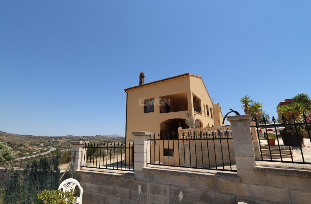 Resale - Villa - Benissa - Costa Blanca