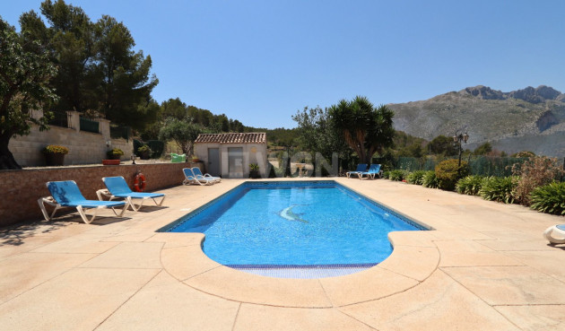 Resale - Villa - Benissa - Costa Blanca
