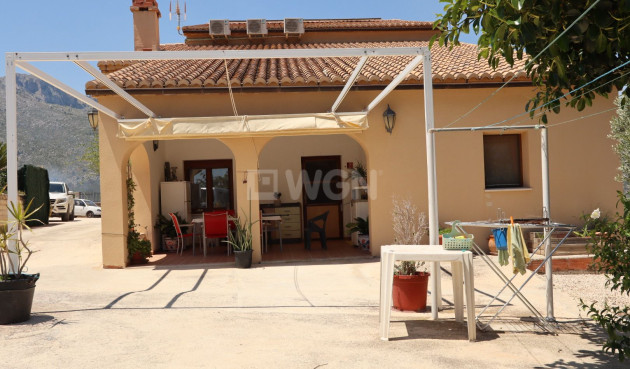 Resale - Villa - Benissa - Costa Blanca
