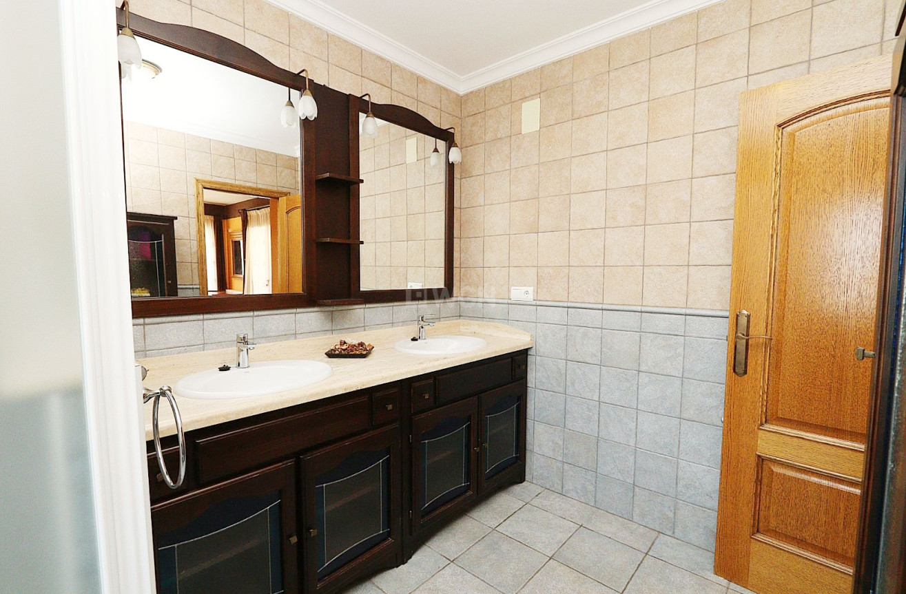 Resale - Villa - Benissa - Costa Blanca