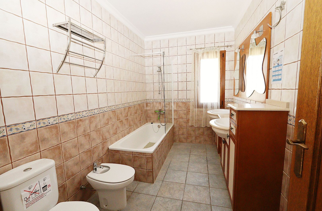 Resale - Villa - Benissa - Costa Blanca