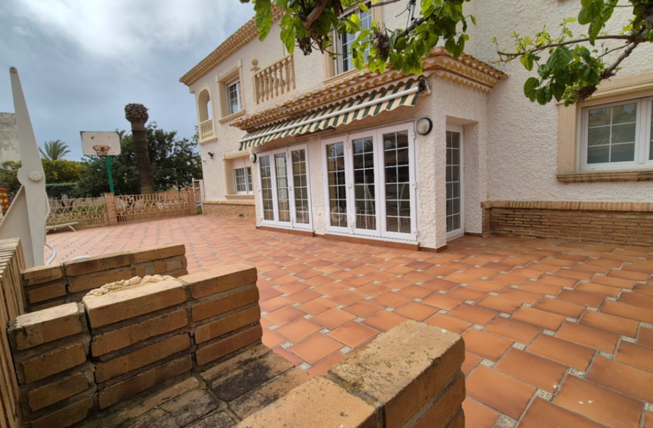 Resale - Villa - Orihuela - Inland