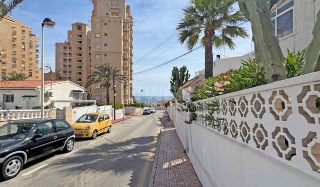 Resale - Bungalow - Torrevieja - Costa Blanca