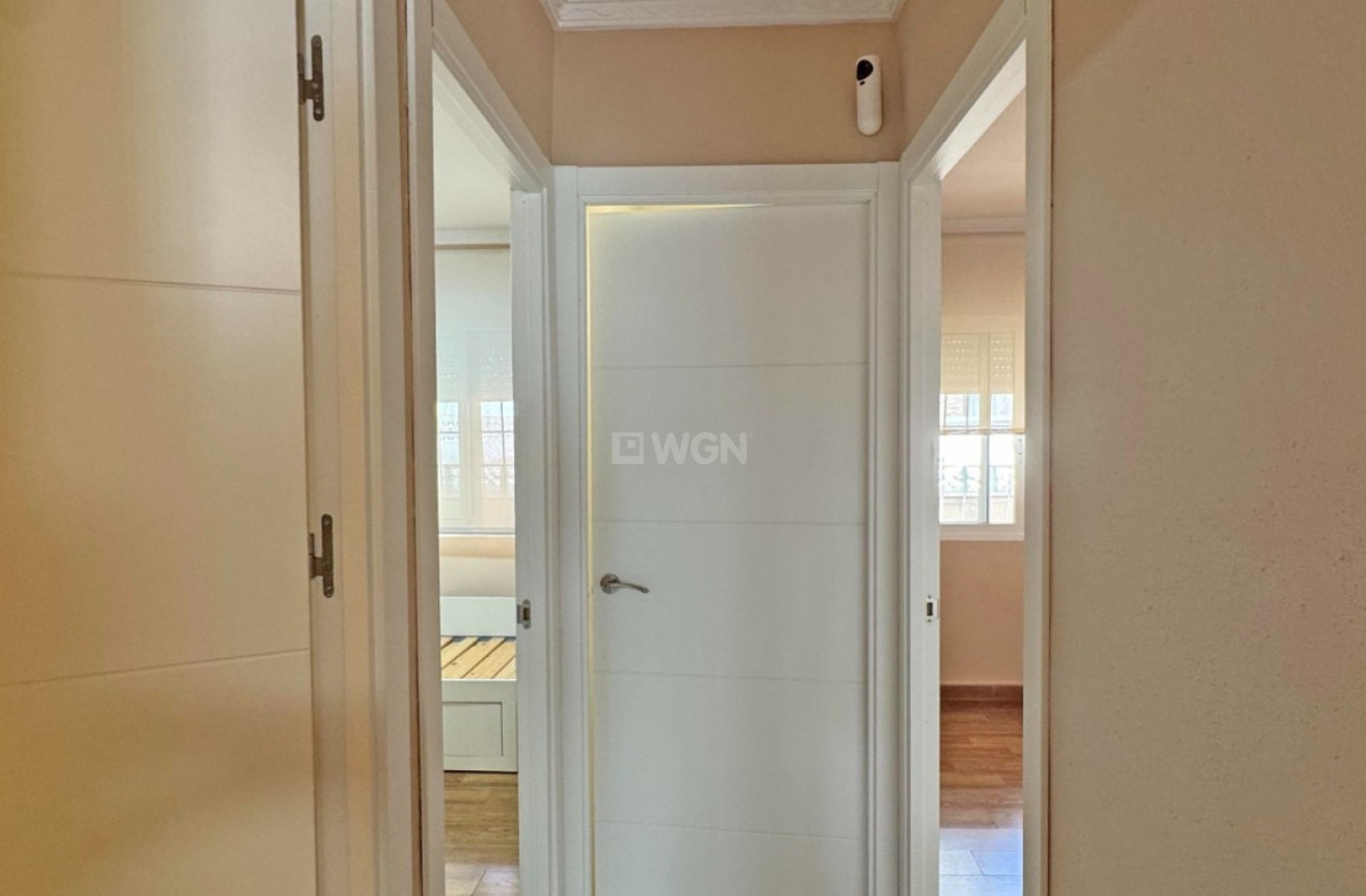 Resale - Bungalow - Torrevieja - Costa Blanca