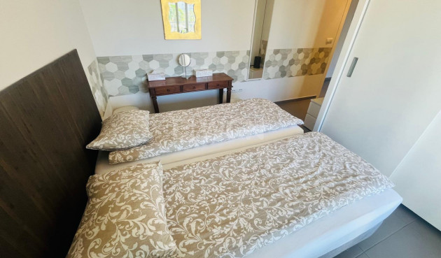 Odsprzedaż - Mieszkanie w bloku - Los Dolses - Inland