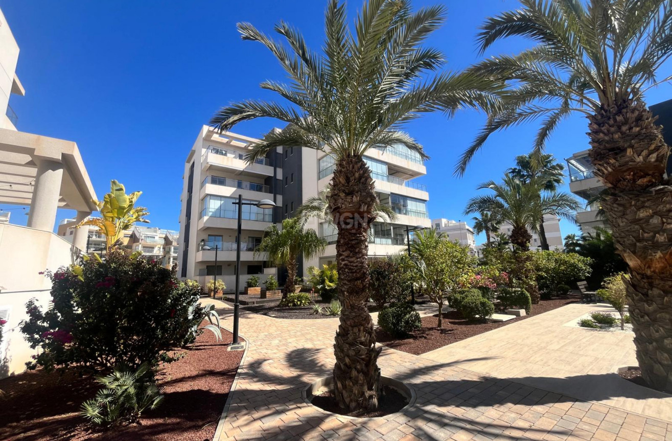 Odsprzedaż - Mieszkanie w bloku - Los Dolses - Inland