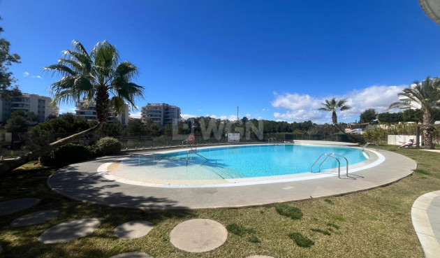 Odsprzedaż - Mieszkanie w bloku - Los Dolses - Inland