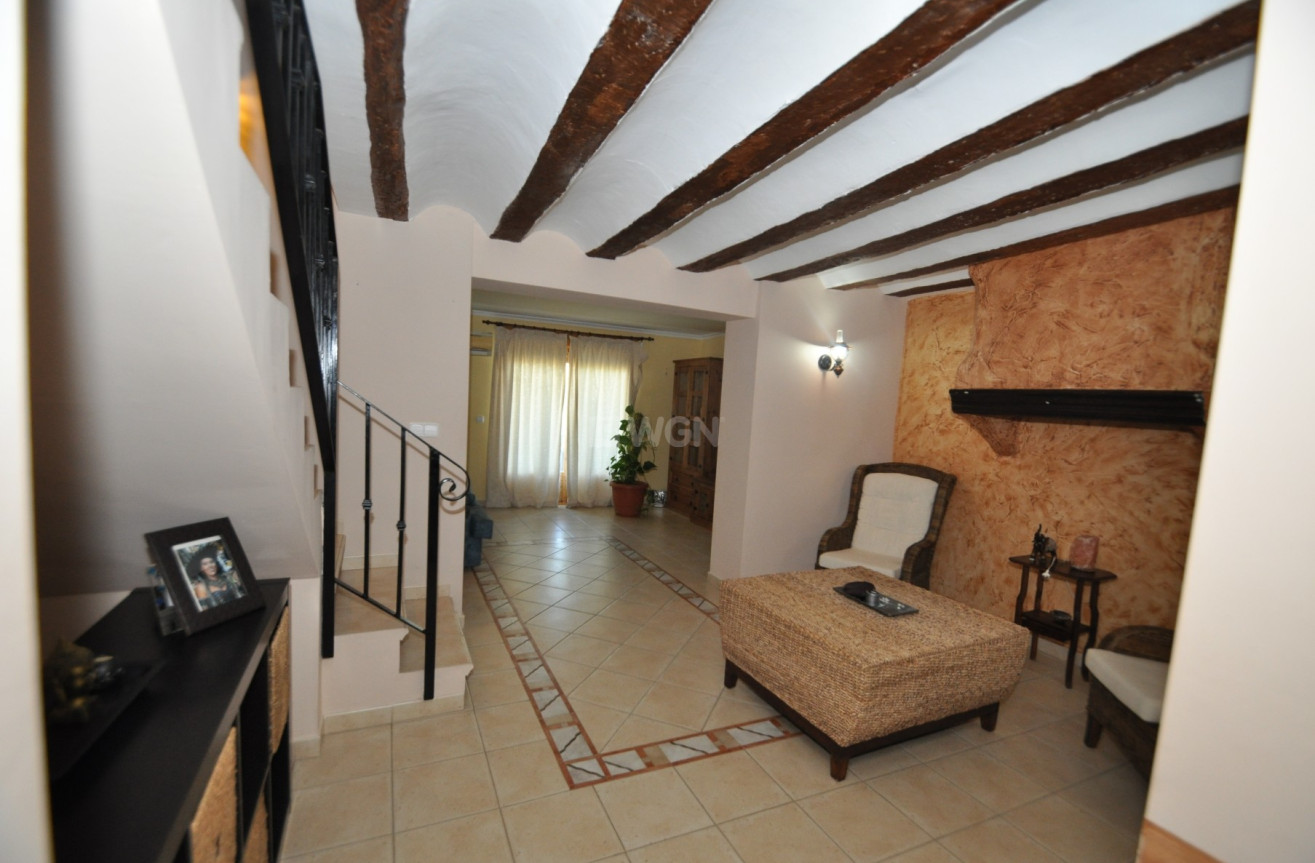 Odsprzedaż - Kamienica - Casas Del Señor - Inland